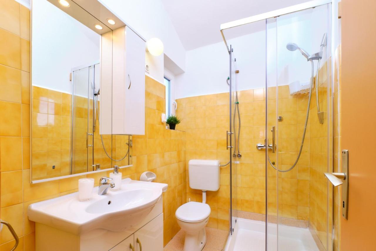 Apartments Vanda Малий Лошинь Екстер'єр фото