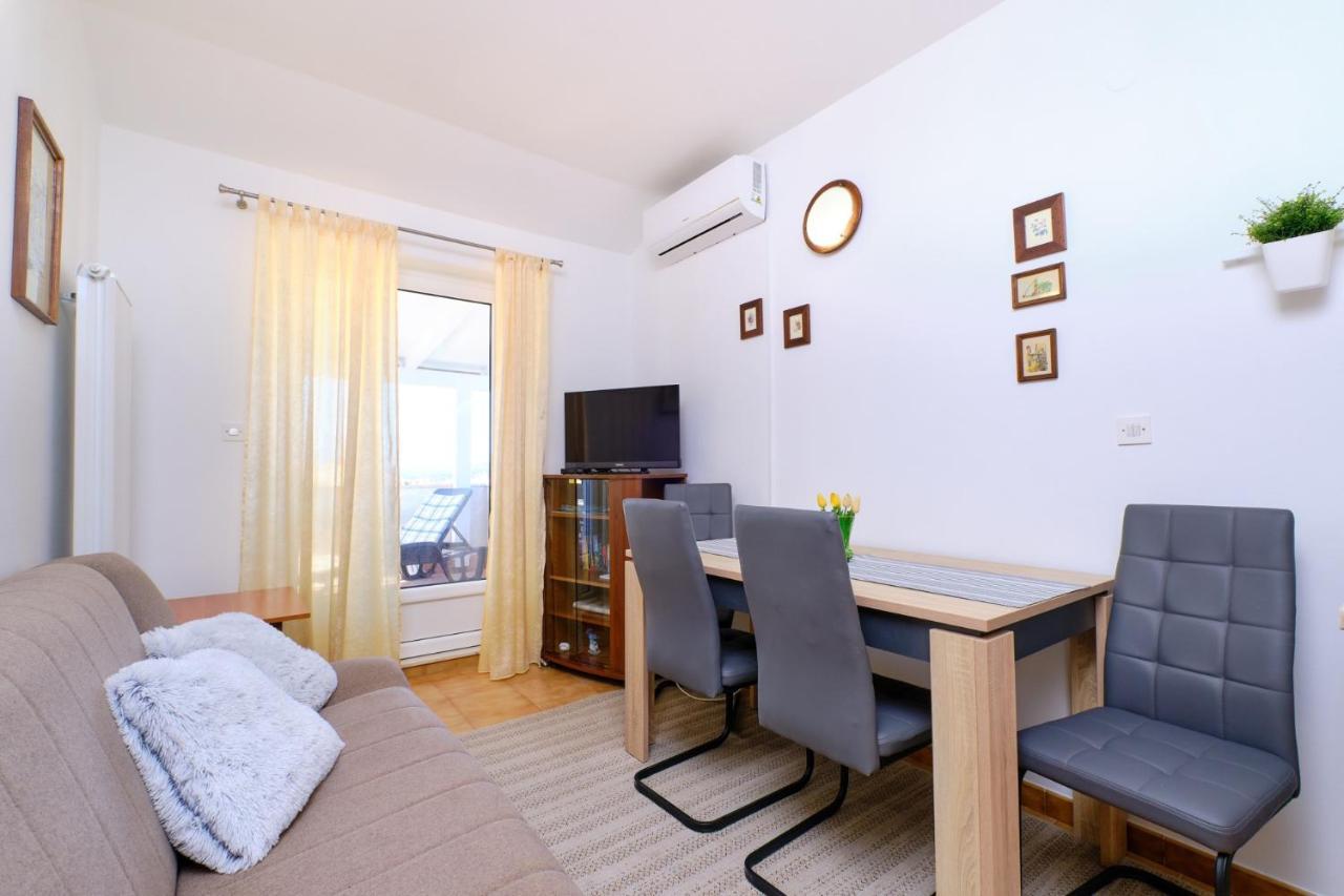 Apartments Vanda Малий Лошинь Екстер'єр фото