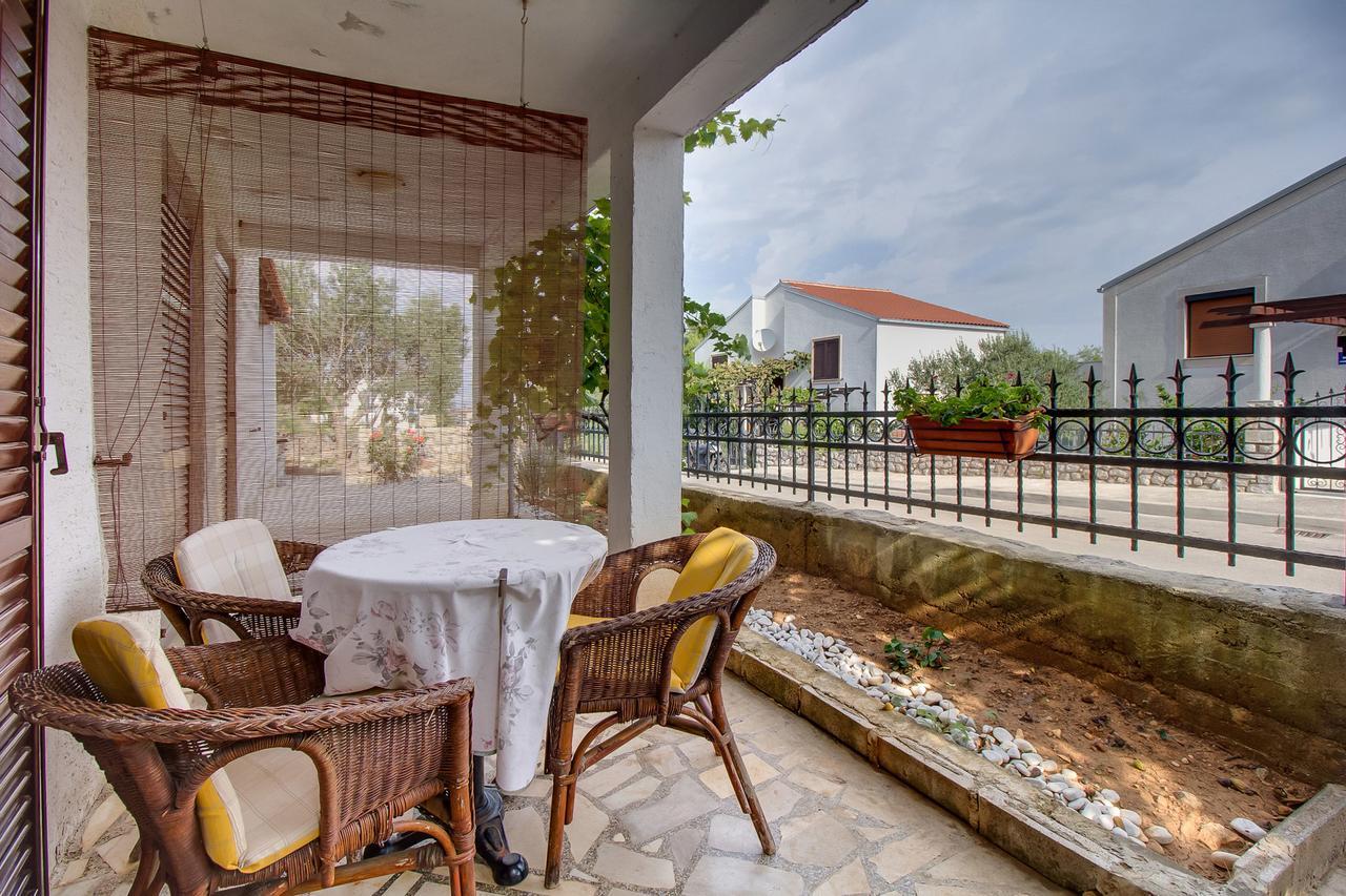 Apartments Vanda Малий Лошинь Екстер'єр фото
