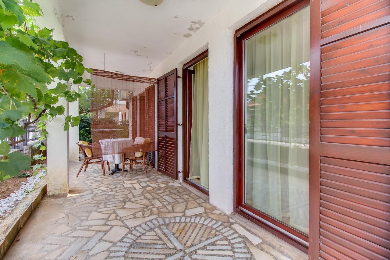 Apartments Vanda Малий Лошинь Екстер'єр фото